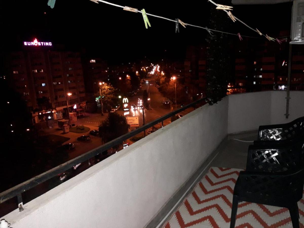 Hellen'S Ultracentral Apartament Bodzavásár Kültér fotó