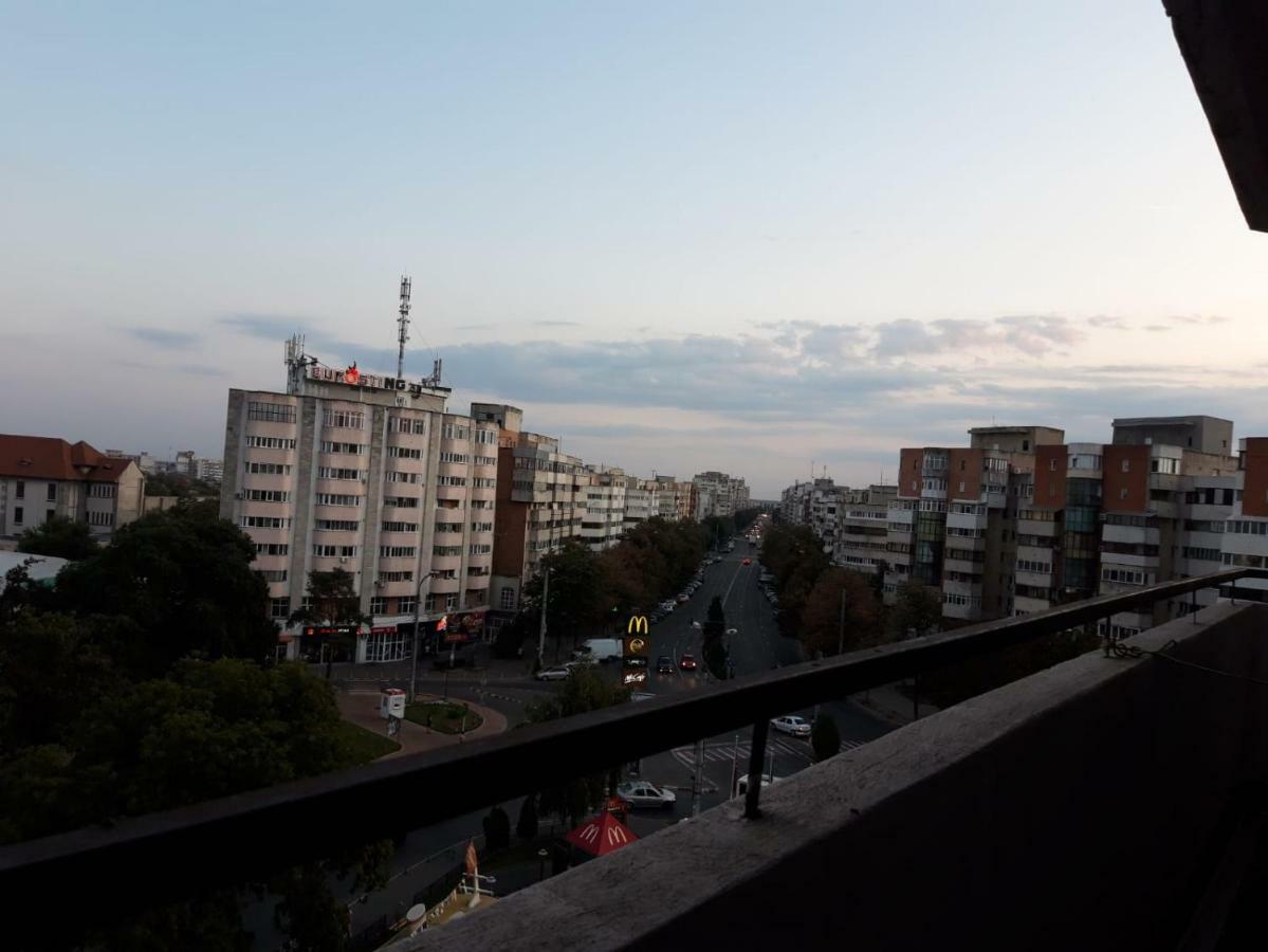Hellen'S Ultracentral Apartament Bodzavásár Kültér fotó